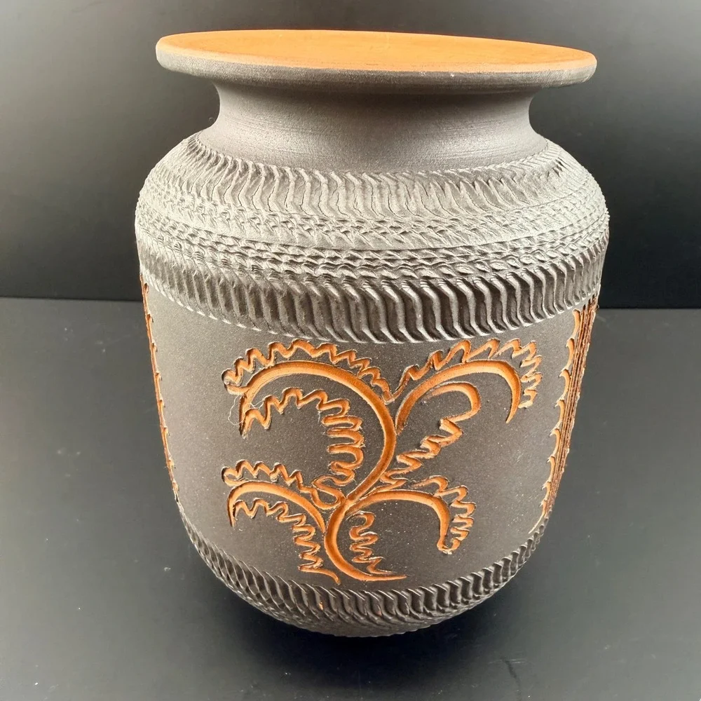 Vintage German Sgraffito Studio Pottery Jar Handarbeit Black Terracotta